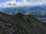 Über den Grat (nicht allzu ausgesetzt am in steilem Gelände),#