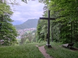 <a href=/gipfel/heldenkreuz-34343/>Heldenkreuz</a> (Foto gespeichert zu Ausgangspunkt Aussichtspunkt Heldenkreuz),#