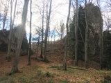 Im oberen Abschnitt auf Trittspur zum <a href=/gipfel/engelstein-16388/>Engelstein</a> (Foto gespeichert zu <a href=/wanderweg/wanderparkplatz-kohlstadt-hoellloch-2165/>Weg</a>) (Foto gespeichert zu Ziel Engelstein),#