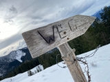 Weg-Weiser (Foto gespeichert zu Ausgangspunkt Fockenstein),#Foto: JuttaS