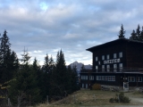 Gamssteinhaus neben dem Parkplatz am Loassattel (Foto gespeichert zu <a href=/huetten/gamssteinhaus-5252/>Gamssteinhaus</a>),#