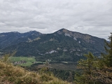 Blick auf <a href=/gipfel/hochplatte-2964/>Hochplatte</a> und Kampenwand (Foto gespeichert zu Ausgangspunkt Gscheuerwand),#