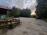 Parkplatz am Ende der Panoramastraße (Foto gespeichert zu Ziel Parkplatz Panoramastraße Wallbergmoos),#