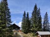 Säulinghaus mit Notlager,#