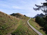 An der Hochplatte vorbei (Foto gespeichert zu <a href=/wanderweg/mariaeck-roehrlmoosalm-12815/>Weg</a>),#