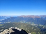 Blick zum <a href=/gipfel/patscherkofel-763/>Patscherkofel</a> und <a href=/gipfel/rosenjoch-11877/>Rosenjoch</a> (Foto gespeichert zu <a href=/gipfel/serles-waldrastspitze-795/>Serles</a>) (Foto gespeichert zu Ziel Rosenjoch),#