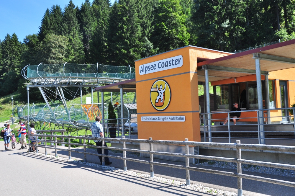 Wanderung Alpsee Coaster: Wanderung Alpsee Coaster: Talstation mit dem Ende der Rodelbahn