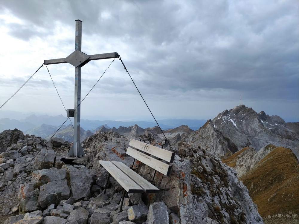 Wanderung Säntis mit Öhrli und Altmann: Wanderung Säntis mit Öhrli und Altmann: Gipfelkreuz (Altmann)