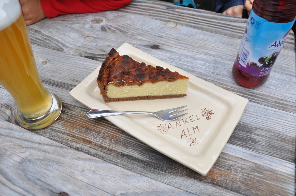 Wanderung Brecherspitz Nord: Wanderung Brecherspitz Nord: Kuchen-Pause (Ankelalm)