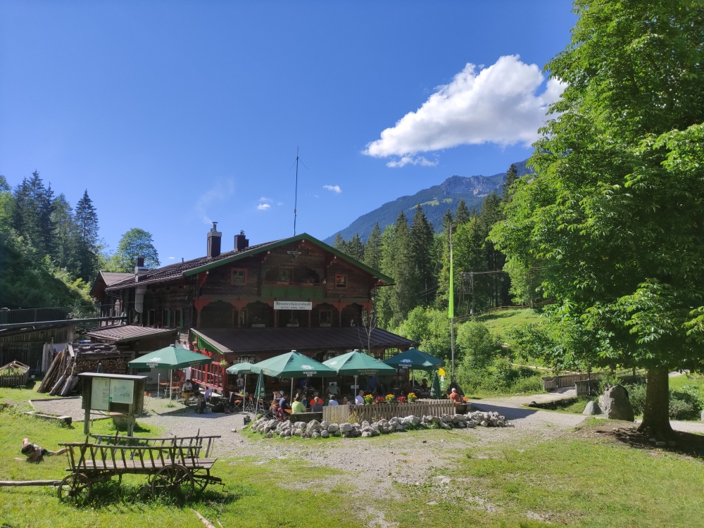 Klettersteig Hackenköpfe und Sonneck: Klettersteig Hackenköpfe und Sonneck: Terrasse (Anton-Karg-Haus)