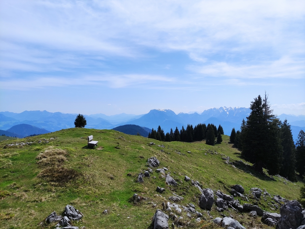 Wanderung Trainsjoch über Saurüssel: Wanderung Trainsjoch über Saurüssel: Am Ascherjoch mit Kaiserblick