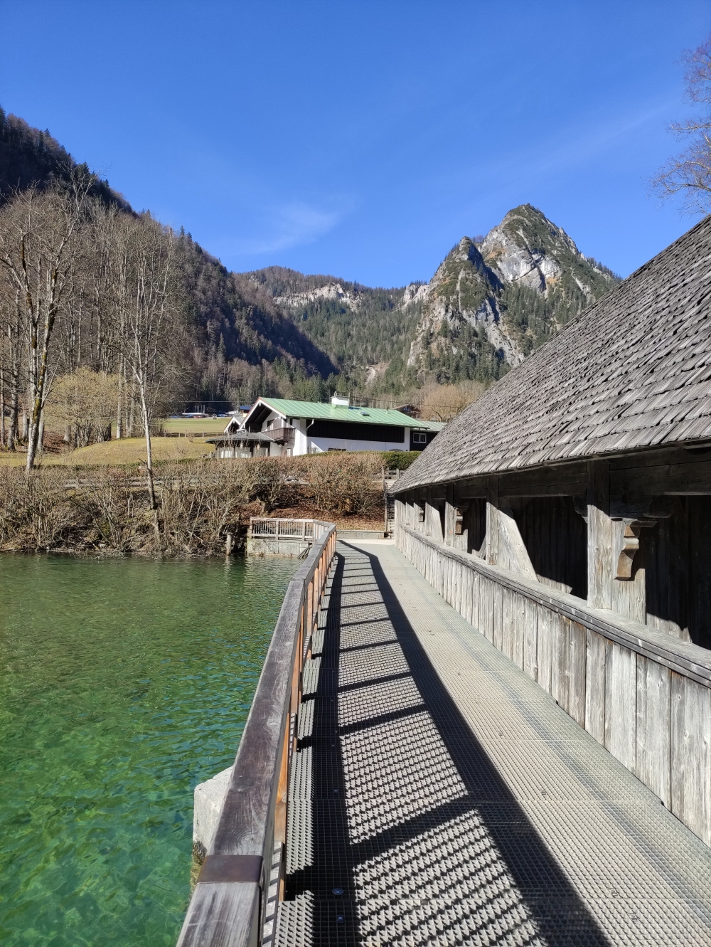 Wanderung Archenkanzel: Über die Brücke mit Blick zum Grünstein
