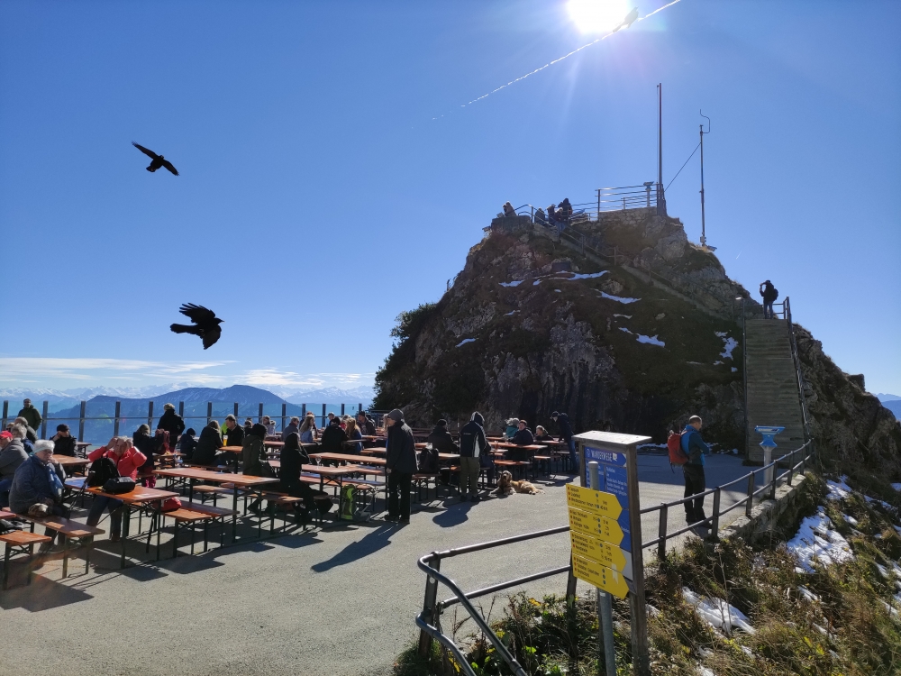 Aussichtspunkt Gacher Blick: Der Aussichtspunkt neben der Terrasse des Wendelsteinhauses