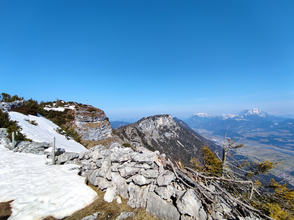 Wanderung Hundsalmjoch: Wanderung Hundsalmjoch: Kurz vor dem Aussichtspunkt mit stattlichem Kreuz - rechts das Köglhörndl (Aussichtspunkt Hundsalmjoch)