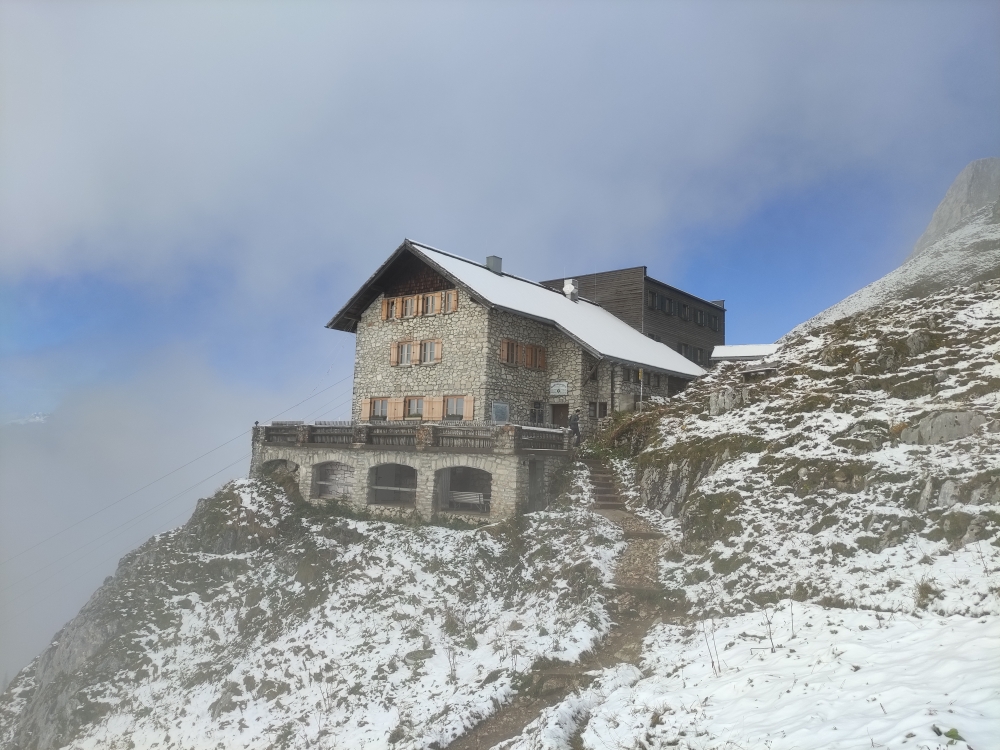 Wanderung Brentenjoch: Wanderung Brentenjoch: Bad Kissinger Hütte