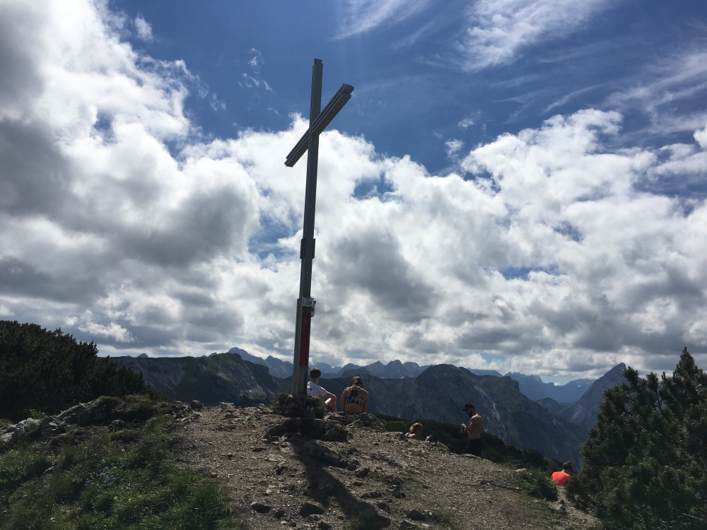 Wanderung Bärenkopf mit Bergbahn: Wanderung Bärenkopf mit Bergbahn: Am Gipfel Blick nach Westen (Bärenkopf)