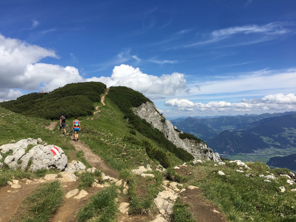 Wanderung Bärenkopf mit Bergbahn: Die letzten Meter zum Gipfel