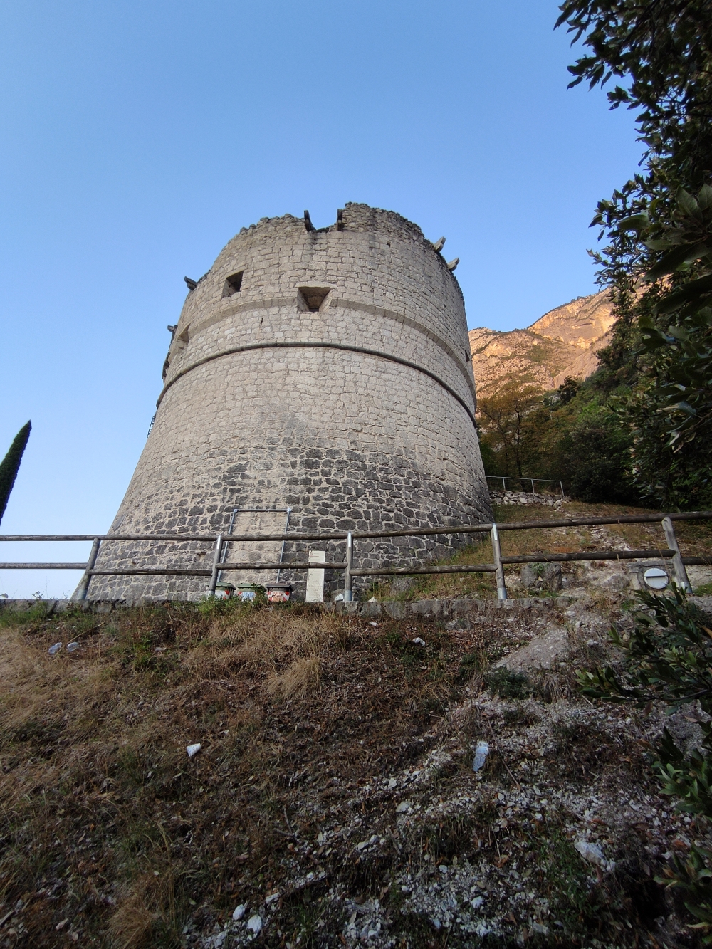 Wanderung Capanna Santa Barbara: Wanderung Capanna Santa Barbara: Kurz vor Sonnenaufgang (Bastione)