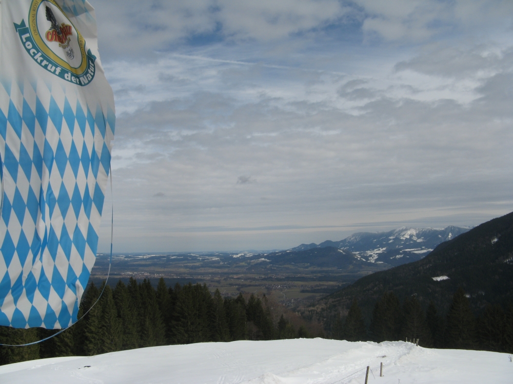 Wanderung Große Riesenkopfrunde: Wanderung Große Riesenkopfrunde: Winterlicher Ausblick (Berggasthaus Petersberg)