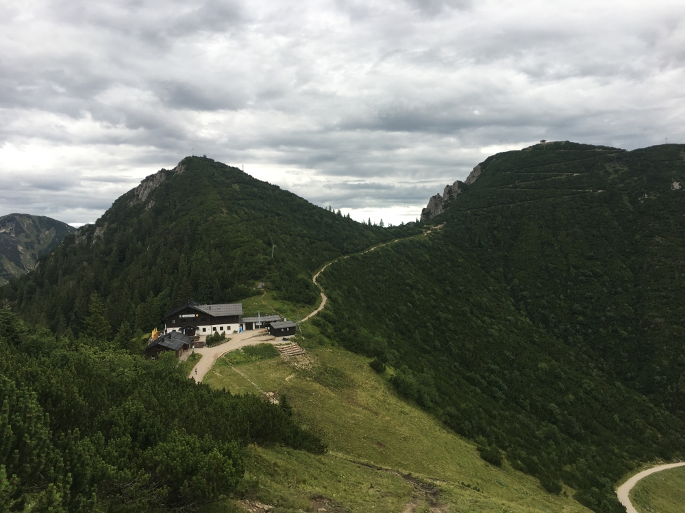 Wanderung Herzogstand vom Kochelsee über Rauteckkopf: Wanderung Herzogstand vom Kochelsee über Rauteckkopf: Herzogstandhaus (Berggasthof Herzogstandhaus)