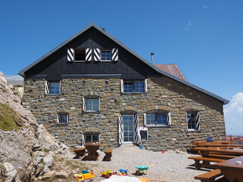 Wanderung Säntis mit Öhrli und Altmann: Wanderung Säntis mit Öhrli und Altmann: Berggasthof Rotsteinpass