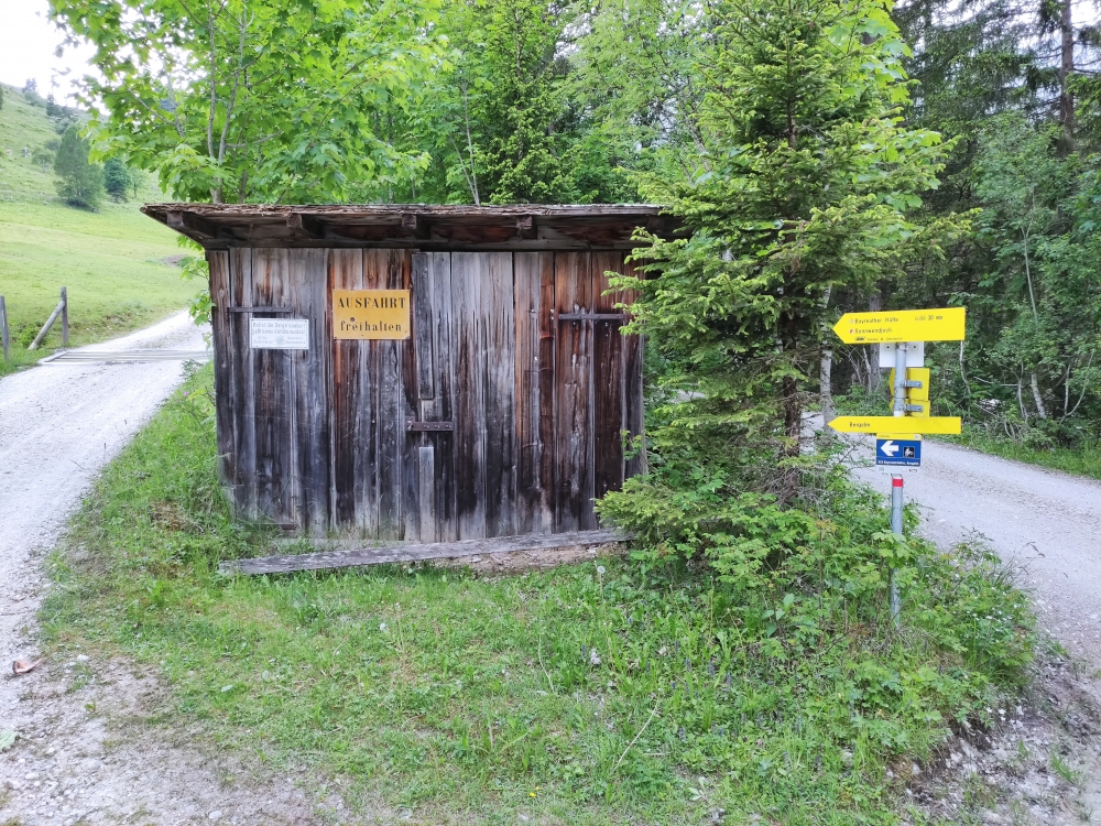 Bike & Hike Rofanspitze: Bike & Hike Rofanspitze: MTB an der Hütte deponieren  (Bike-Depot)