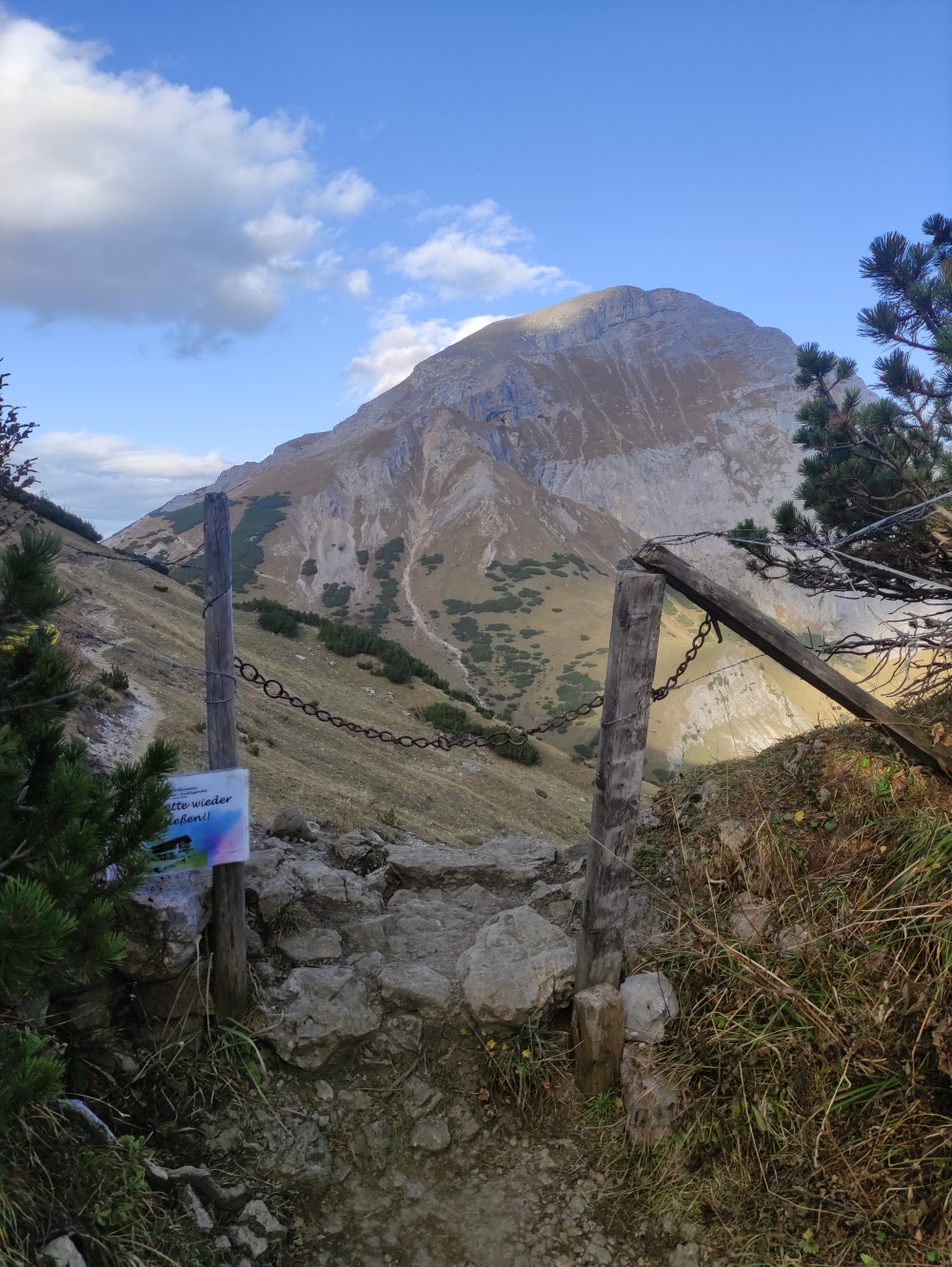 Wanderung Sonnjoch aus der Eng: Wanderung Sonnjoch aus der Eng: Sattel mit Sonnjoch im Hintergrund (Binssattel)