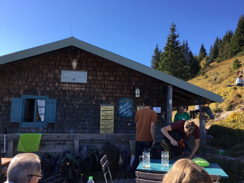 Wanderung Große Klammspitz: Wanderung Große Klammspitz: Brunnenkopfhütte
