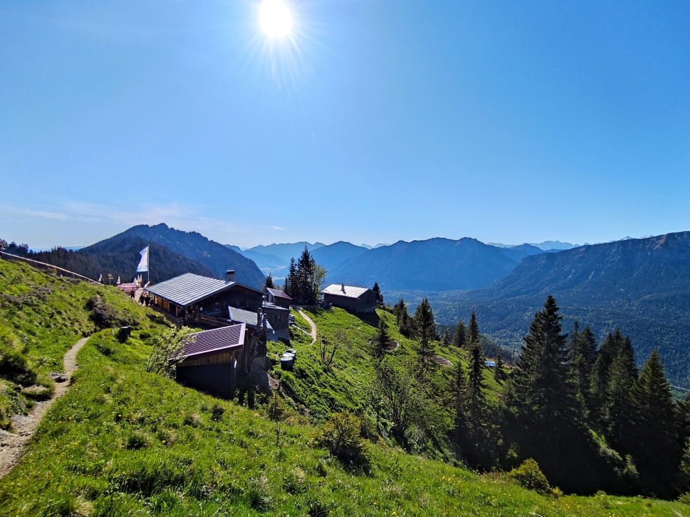 Wanderung Große Klammspitz: Wanderung Große Klammspitz: Brunnenkopfhütte