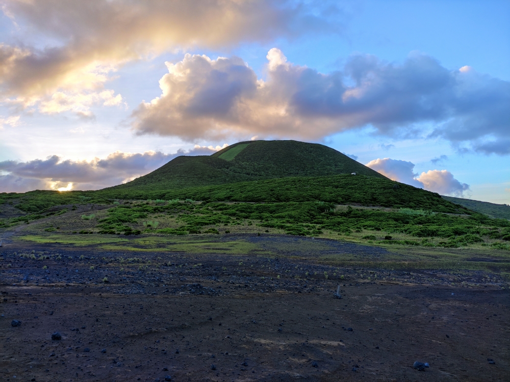 Wanderung Cabeco Verde: Auf den Cabeco do Canto zu