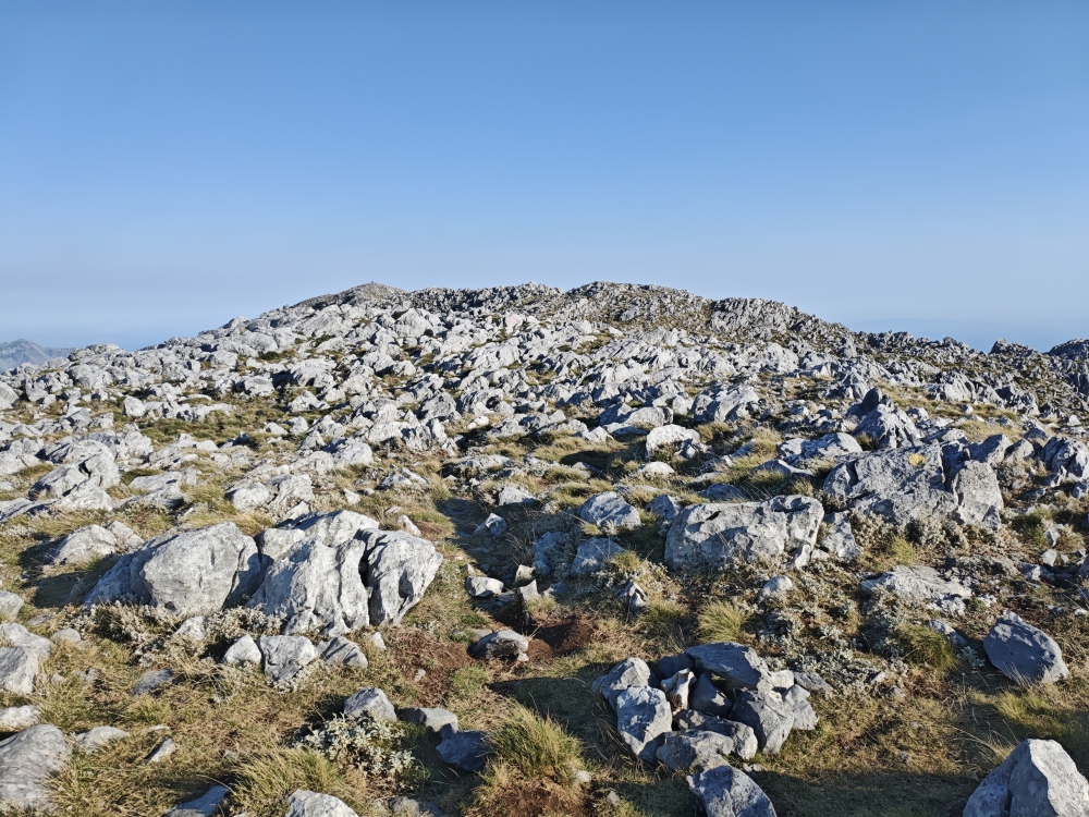 Wanderung Dirfi: Übergang und Blick zum Dirfi