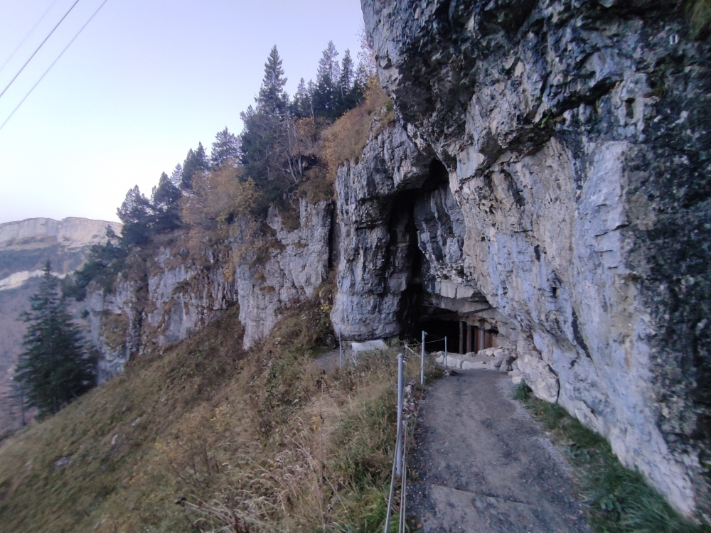 Wanderung Aescher: Wanderung Aescher: Oberer Eingang (Eremitenhöhle)