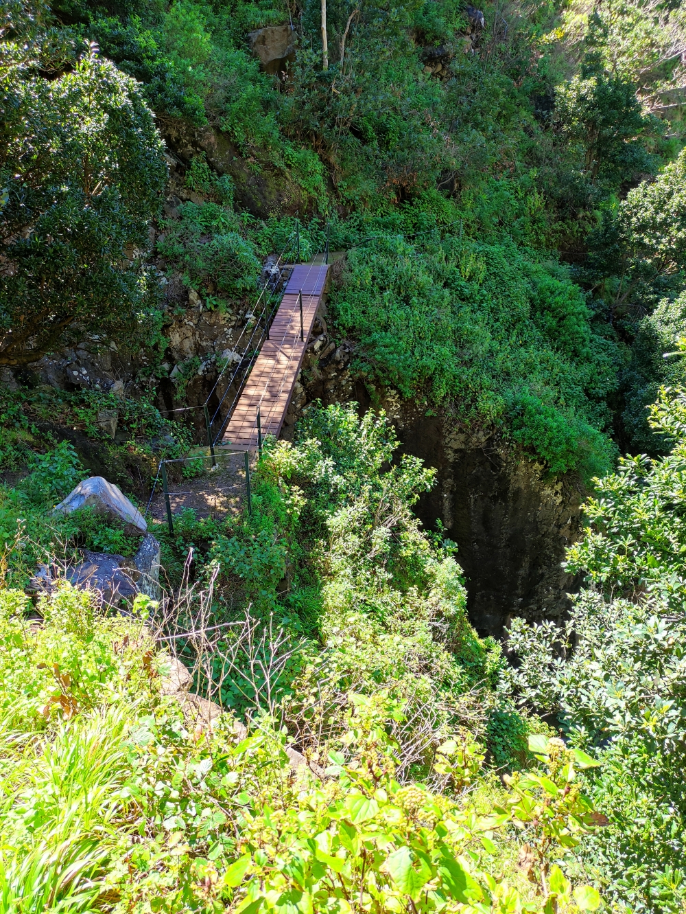 Wanderung Faja da Quebrada Nova: Brücke über den Ribeira do Tristao