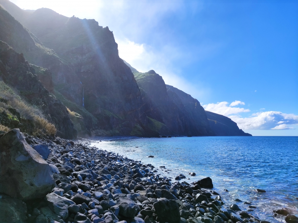 Wanderung Faja Grande Ponta do Pargo: Am Strand
