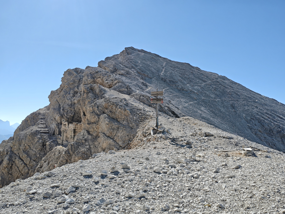 Klettersteig Ivano Dibona: Blick von der Forcella Granda auf den Cresta Bianca 