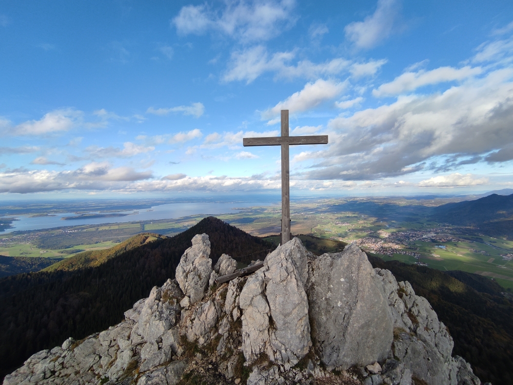 Wanderung Hochplatte und Friedenrath: Wanderung Hochplatte und Friedenrath: Gipfelkreuz (Friedenrath)