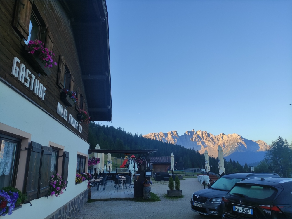 Klettersteig Kesselkogel: Klettersteig Kesselkogel: Frommeralm morgens um 6