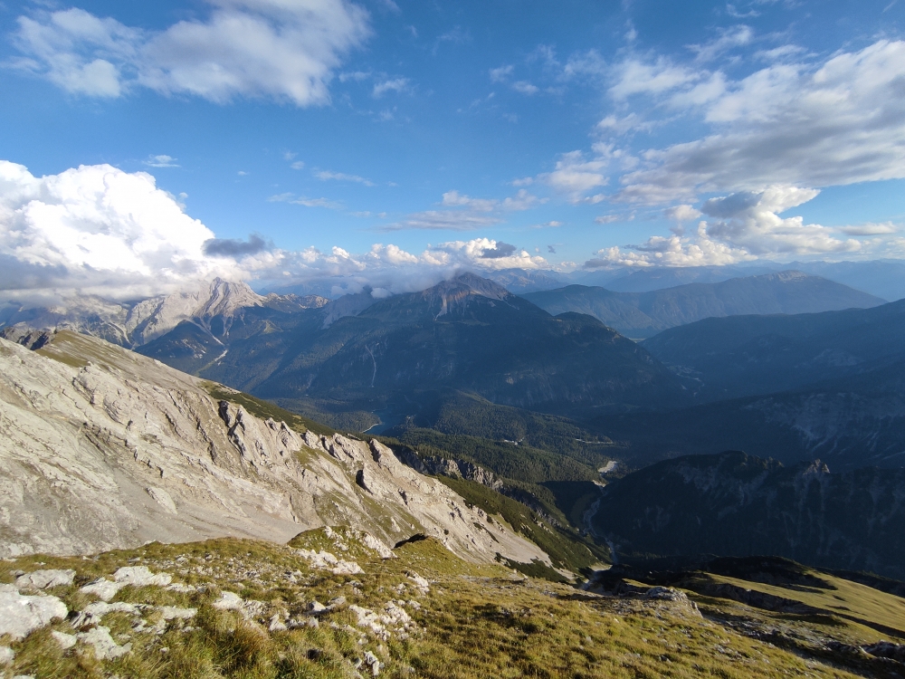 Wanderung Wannig Nassereith: Wanderung Wannig Nassereith: Blick über den Fernpass zum Wannig