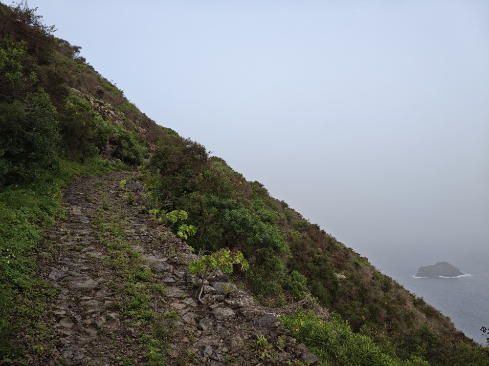 Wanderung Genoves: Pflasterweg