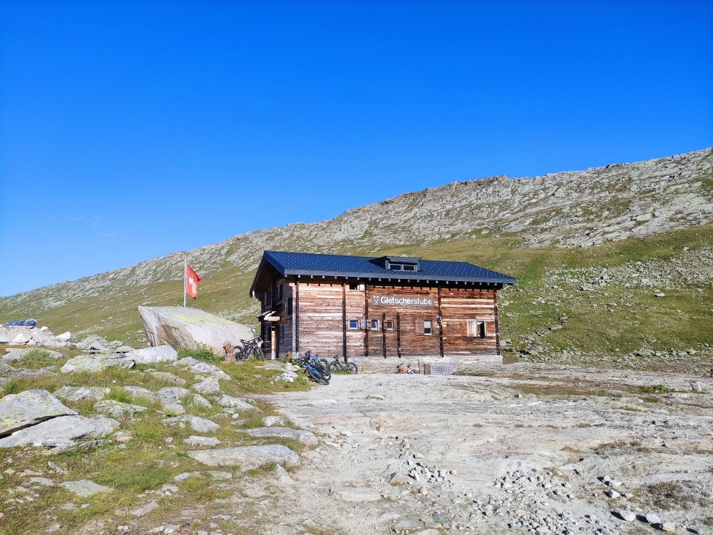 Wanderung Strahlhorn: Wanderung Strahlhorn: Gletscherstube Märjelen