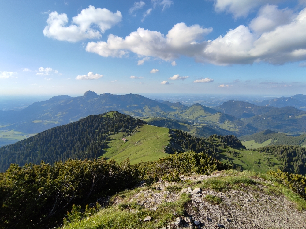 Wanderung Großer Traithen: Wanderung Großer Traithen: Blick zum Kleiner Traithen mit Wendelstein (Großer Traithen)