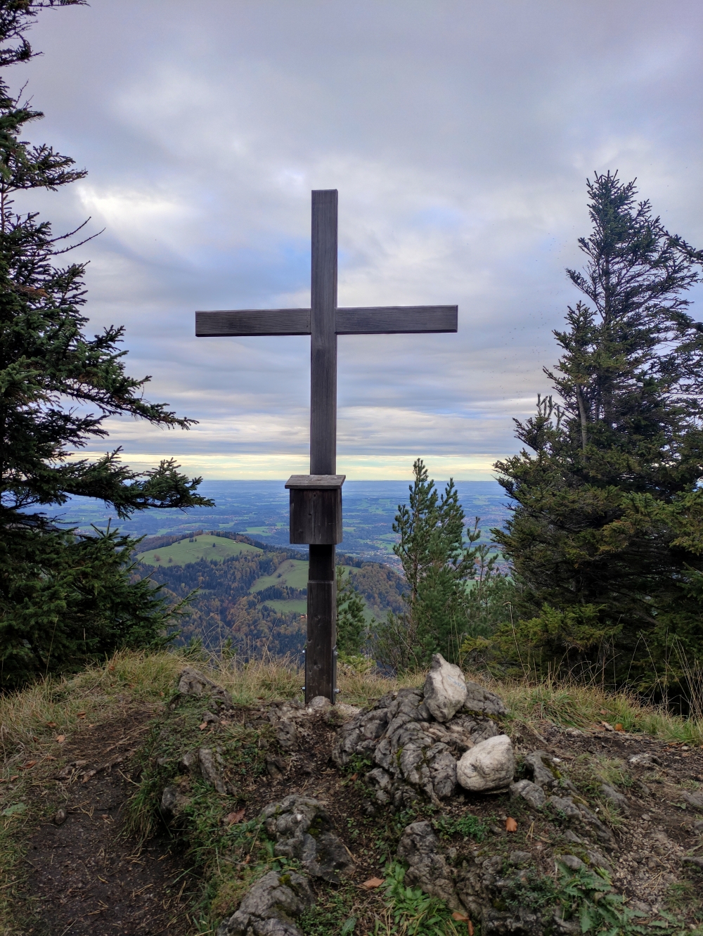 Wanderung Großstaffen: Wanderung Großstaffen: Gipfelkreuz (Großstaffen)