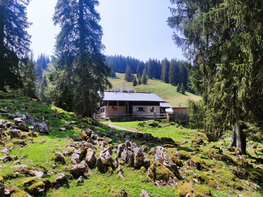 Wanderung Heuraffelkopf: Wanderung Heuraffelkopf: Grozach Bergwachthütte