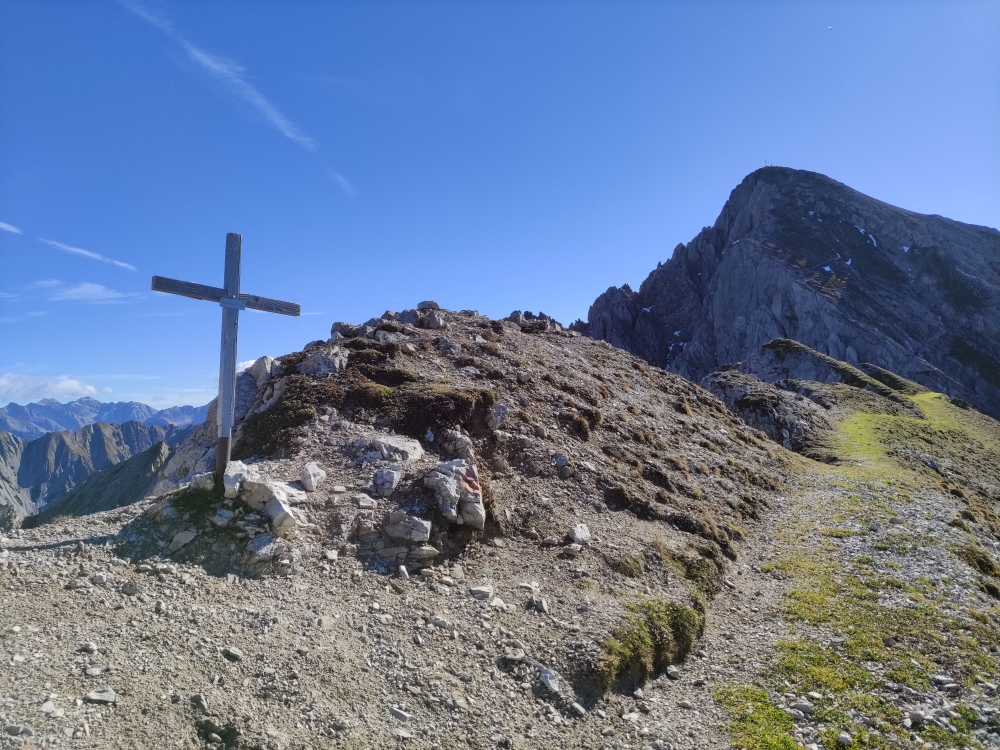 Klettersteig Freiungen Höhenweg: Klettersteig Freiungen Höhenweg: Gipfelkreuz (Härmelekopf)