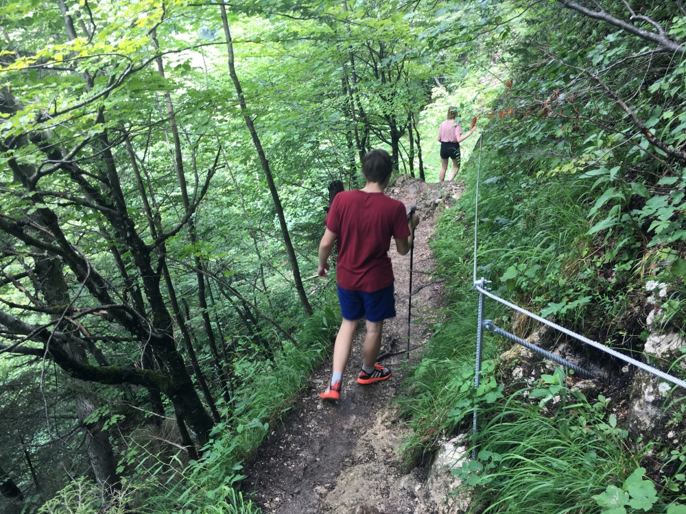 Wanderung Harauer Spitze: Abstieg vom Harausattel zur Ottenalm