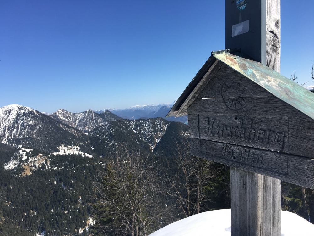 Wanderung Hirschberg: Wanderung Hirschberg: Blick zum Heimgarten, Herzogstand und Martinskopf (von links) (Hirschberg)