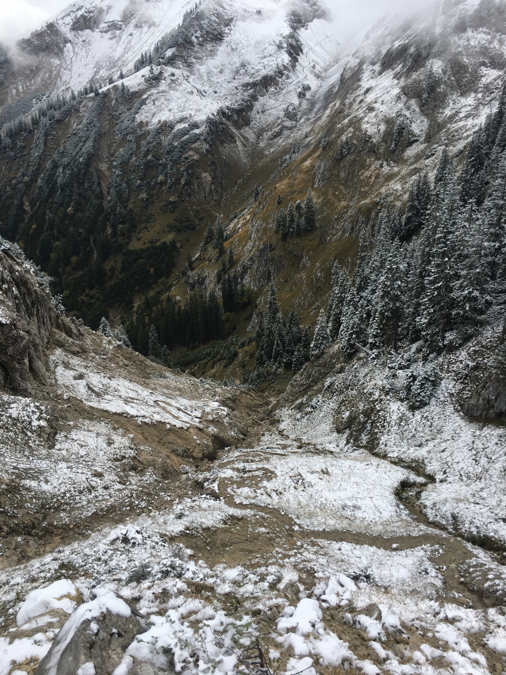 Wanderung Hochplatte: Unterhalb des Weitalpjoches