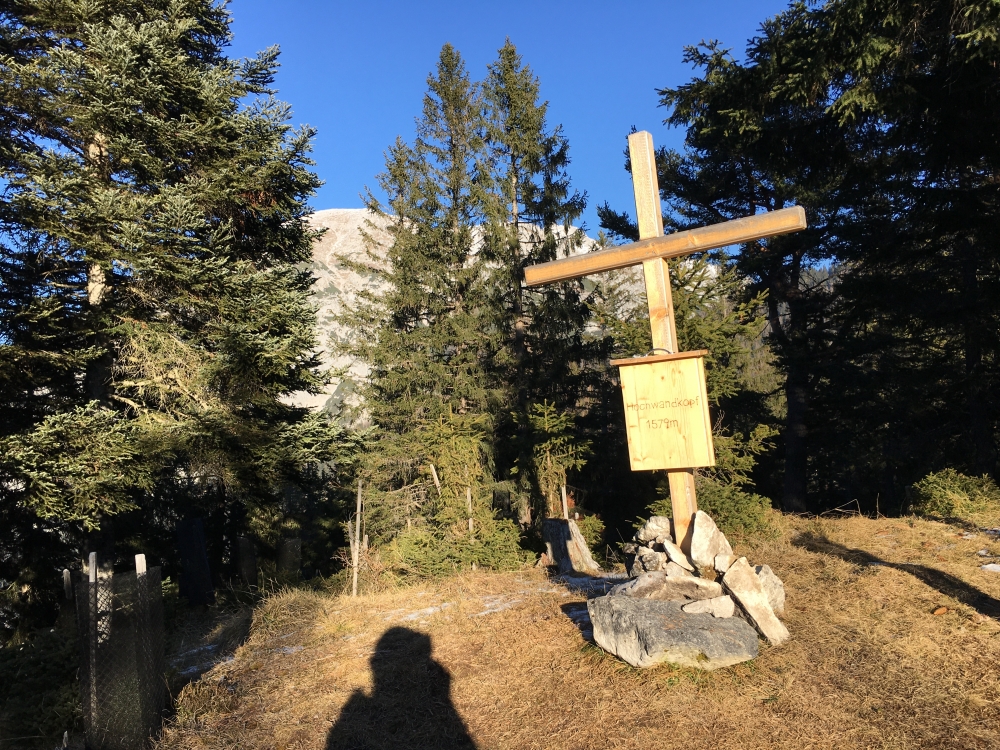 Wanderung Großer Solstein: Wanderung Großer Solstein: Gipfelkreuz Hochwandkopf