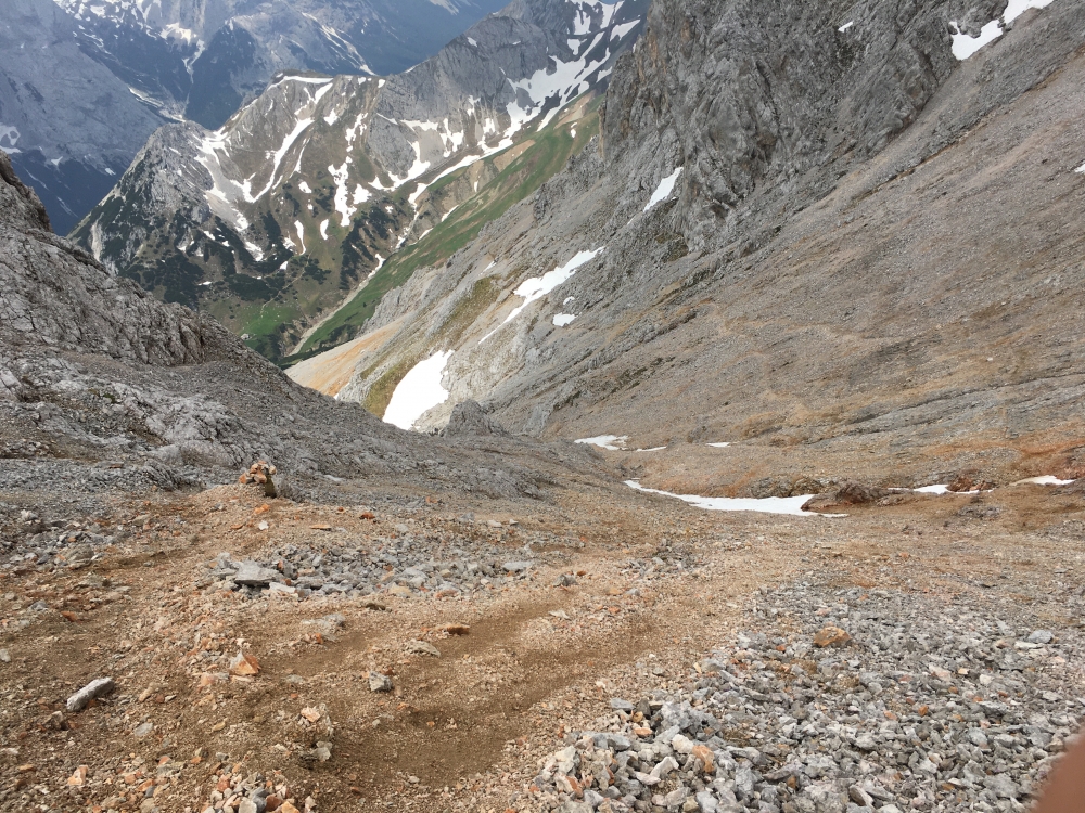 Wanderung Hochwanner: Im obersten Teil steil und fast weglos
