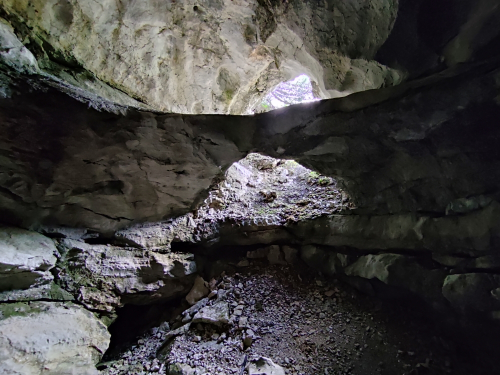 Bike & Hike Rofanspitze: Bike & Hike Rofanspitze: In der Höhle